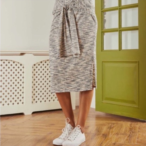Twice Chic Boutique Dresses & Skirts - NEW• Soul Sunrise Minimalist Gray Space Dye Pencil Skirt •1X-3X